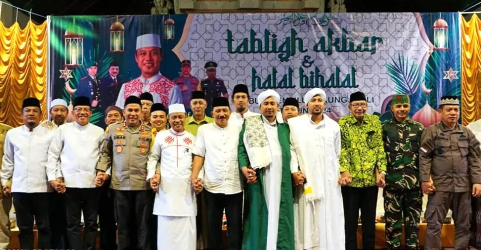   Pj. Bupati I Nyoman Jendrika menghadiri Acara Halal Bihalal Idul Fitri 1445 H