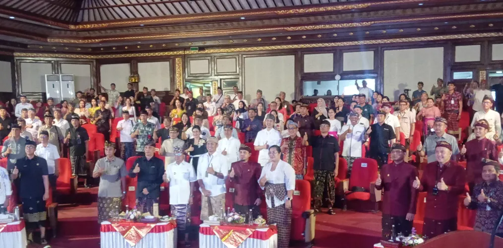 Pemprov Bali Gandeng EMITS Kembangkan PLTS Atap : Model Bisnis yg Memungkinkan Pemilik Atap Tidak Perlu Investasi  