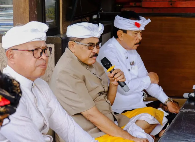 Jero Bendesa Adat Apresiasi Inovasi LPD Peliatan Hadirkan “Dana Penguatan Desa” untuk Kemandirian Ekonomi Adat