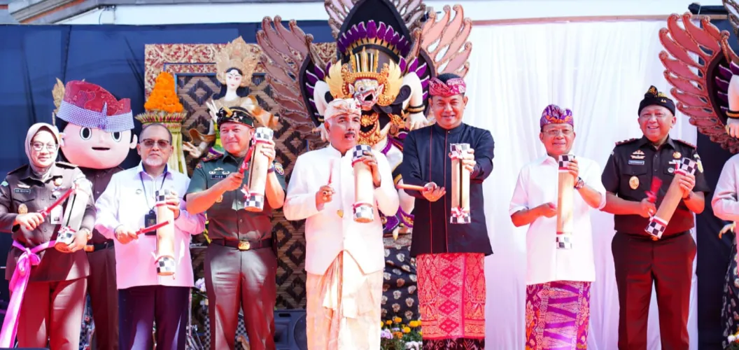 *Pangdam IX/Udayana, Sinergi TNI dan Kejati Bali Resmikan Bale Kertha Adhyaksa*